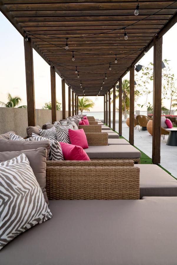 O2 Beach Club & Spa All Inclusive By Ocean Hotels Christ Church Dış mekan fotoğraf
